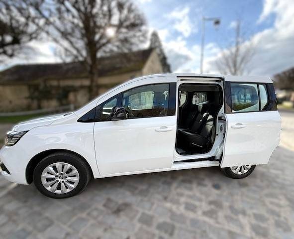 RENAULT KANGOOIII 1.3 TCE 100CH EQUILIBRE / 1ERE MAIN / 20960 KM  2022