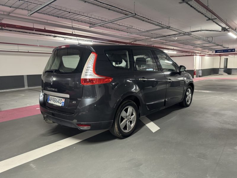 RENAULT SCENICIII GRAND 1.5 DCI 110 DYNAMIQUE 5P 2010