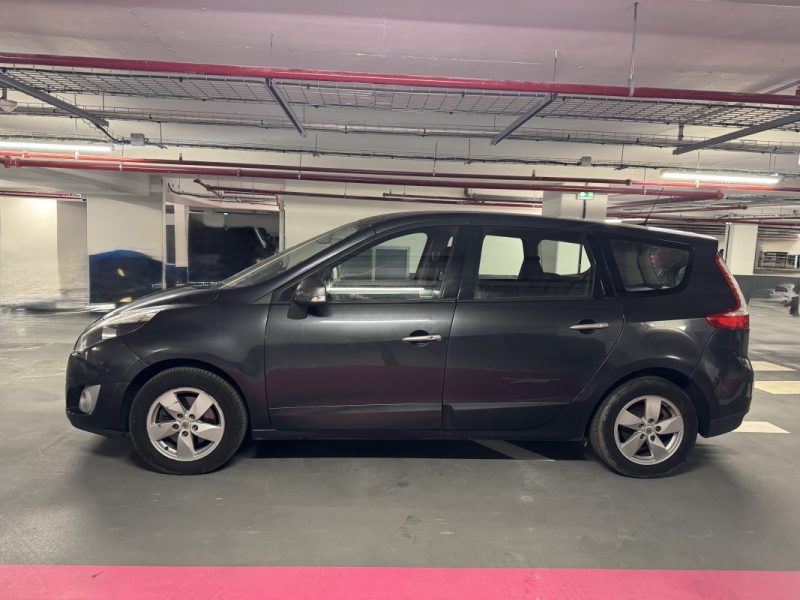 RENAULT SCENICIII GRAND 1.5 DCI 110 DYNAMIQUE 5P 2010