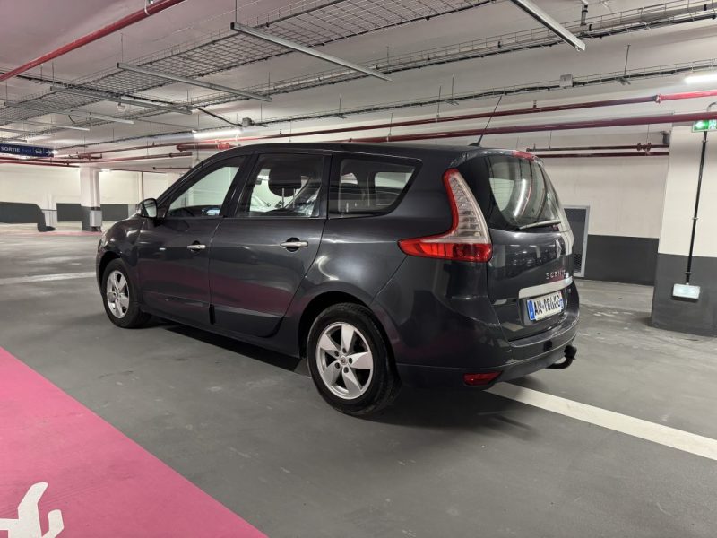 RENAULT SCENICIII GRAND 1.5 DCI 110 DYNAMIQUE 5P 2010