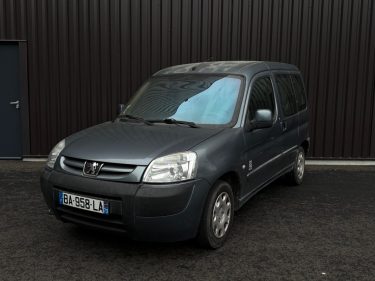 PEUGEOT PARTNER 1.6 75 CV CONFORT PORTES LATÉRALES 5 PLACES DISTRIBUTION OK ENTRETIEN OK  2006
