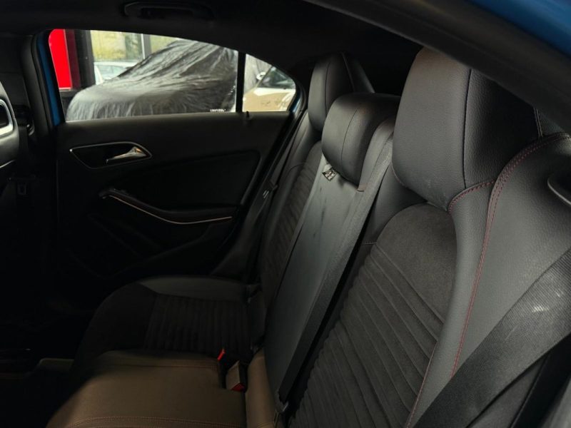 🔹 Mercedes Classe A 180 CDI 110Ch AMG – Toit ouvrant – Caméra – GPS – 155 000 km – Garantie 🚗📈