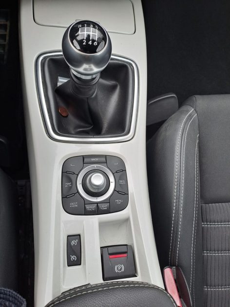 RENAULT LAGUNAIII 2.0 DCI 150 INITIALE 2012