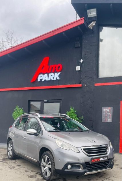 PEUGEOT 2008 1.2 - Paiement 3x/4x/10x ✅