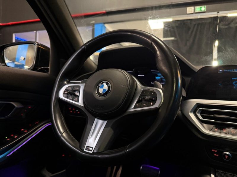 BMW SERIE 3 330 E 292CH M Sport / TOIT OUVRANT + CUIR COMPLET + H&K + TETE HAUTE / 