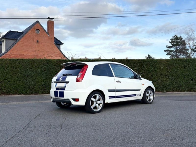 ✅ Magnifique FORD FIESTA 1.6 16V Pack Sport ST