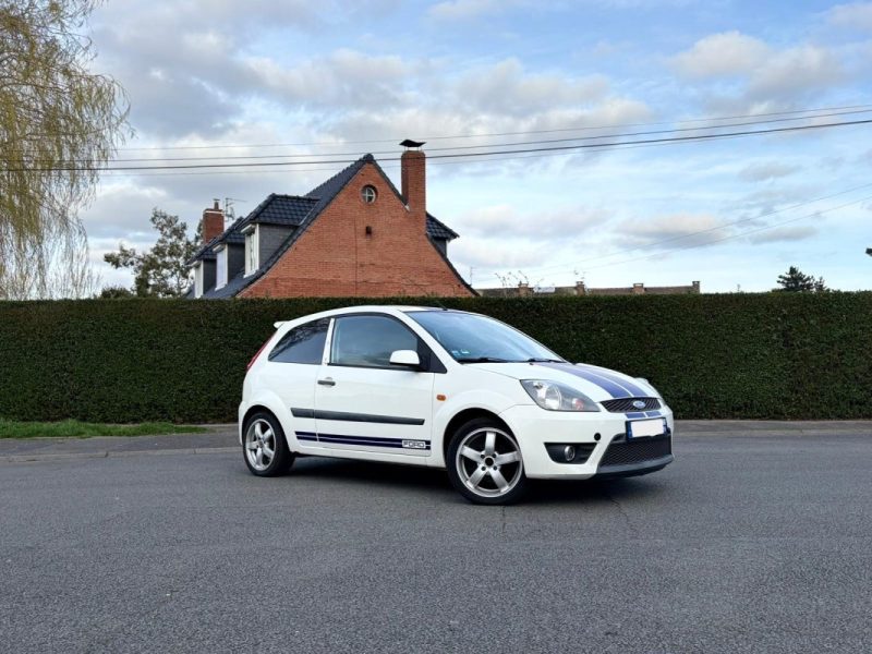 ✅ Magnifique FORD FIESTA 1.6 16V Pack Sport ST