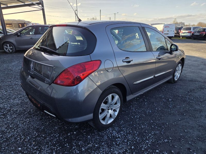 PEUGEOT 308 1.6 E-HDI 112 ALLURE 2011 172000 km 