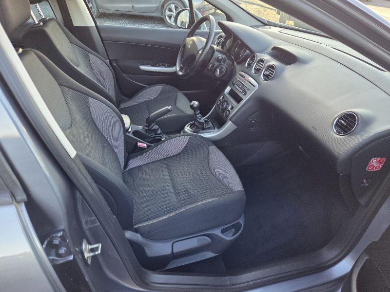 PEUGEOT 308 1.6 E-HDI 112 ALLURE 2011 172000 km 