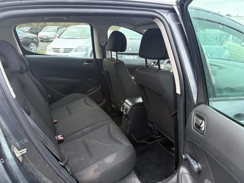 PEUGEOT 308 1.6 HDI 90cv CONFORT 