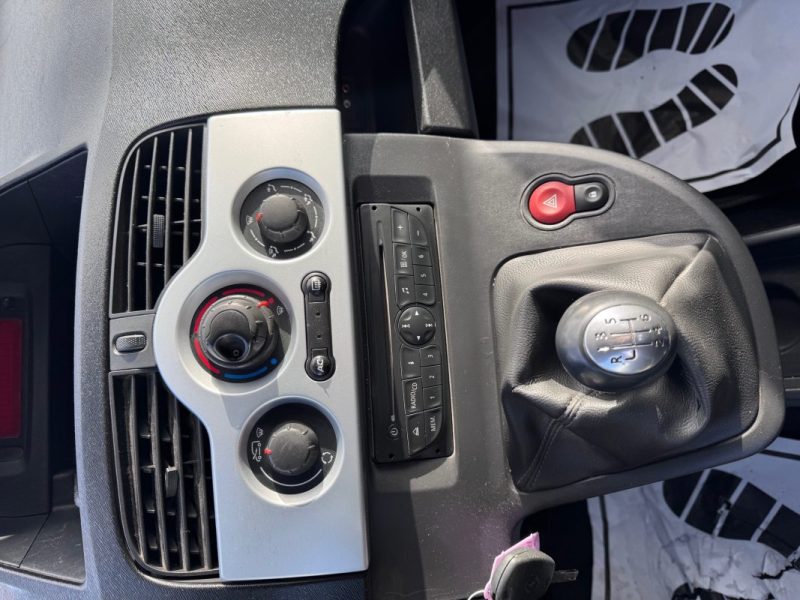 RENAULT  KANGOO  1.5 DCI 110CV ET 6CV FISCAUX  2013