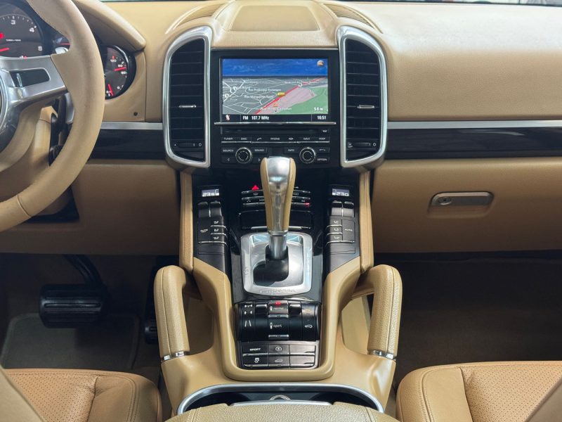 PORSCHE CAYENNE II 3.0 D V6 245ch TIPTRONIC S GARANTIE 12 MOIS HISTORIQUE COMPLET 2EME MAIN  