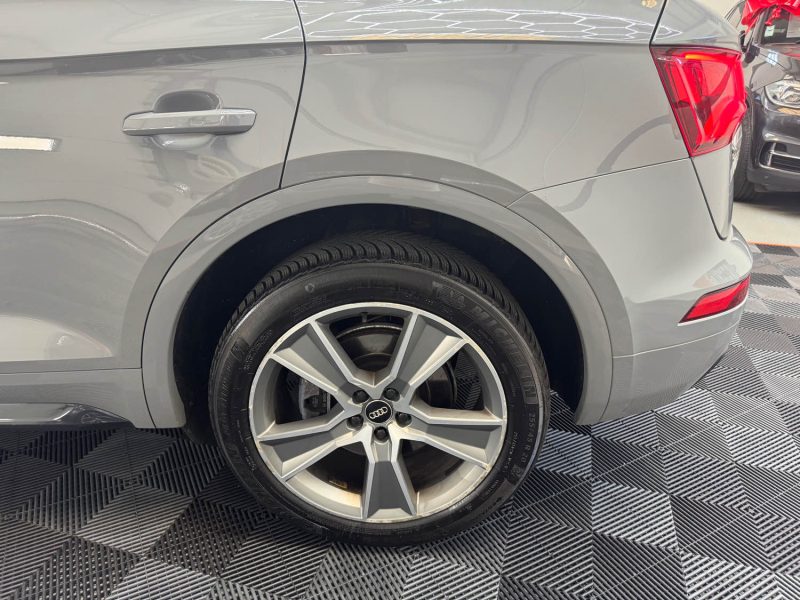 AUDI Q5 40 TDI 190ch S LINE QUATTRO S-TRONIC7 GARANTIE 24 MOIS GRIS NARDO RARE 