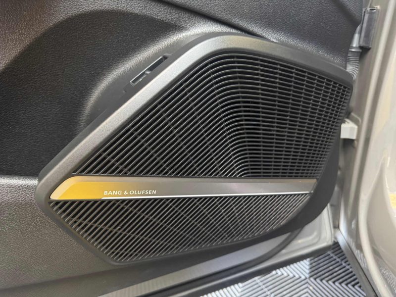 AUDI Q5 40 TDI 190ch S LINE QUATTRO S-TRONIC7 GARANTIE 12 MOIS GRIS NARDO RARE 