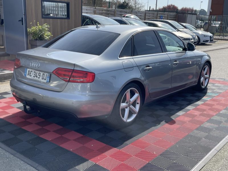 AUDI A4 2.0 TDI  143CV   MULTITRONIC  GARANTIE 3/12 MOIS 2009