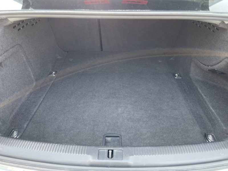 AUDI A4 2.0 TDI  143CV   MULTITRONIC  GARANTIE 3/12 MOIS 2009