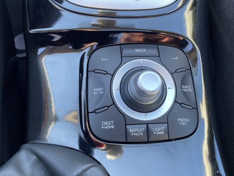 RENAULT MEGANEIII 1.5 DCI 110CV BOSE  EDC  GARANTIE 3/12 MOIS 2011