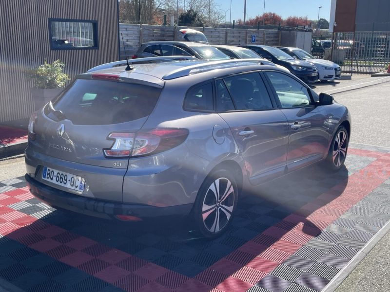 RENAULT MEGANEIII 1.5 DCI 110CV BOSE  EDC  GARANTIE 3/12 MOIS 2011