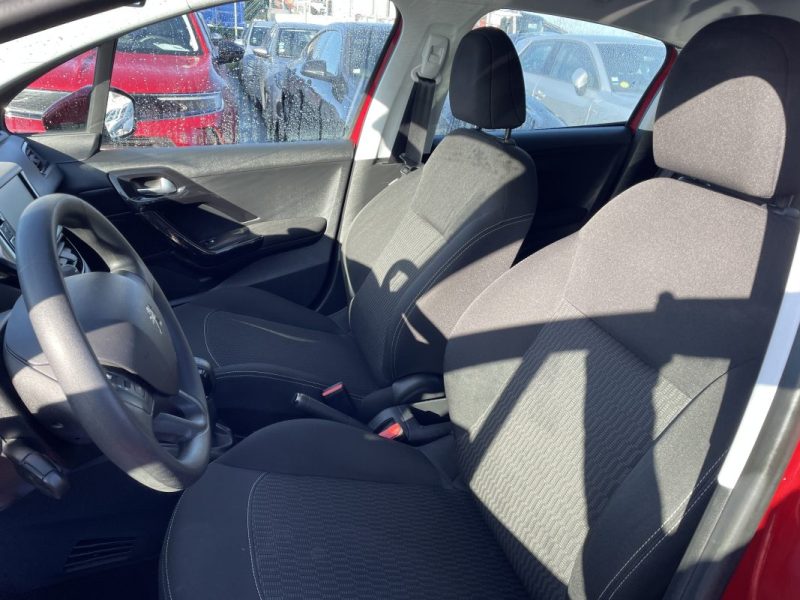 PEUGEOT 208 1.2L 68CV  5P  GARANTIE 3/12 MOIS 2018