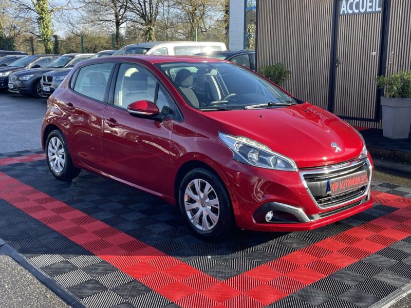 PEUGEOT 208 1.2L 68CV  5P  GARANTIE 3/12 MOIS 2018