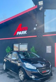 PEUGEOT 208 1.2 - Paiement 3x/4x/10x ✅