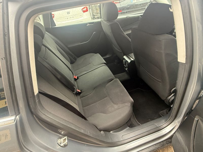 VOLKSWAGEN PASSAT BREAK 1.9 TDI 105cv CONFORTLINE