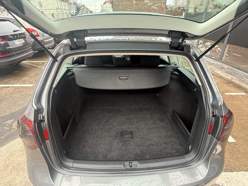 VOLKSWAGEN PASSAT BREAK 1.9 TDI 105cv CONFORTLINE