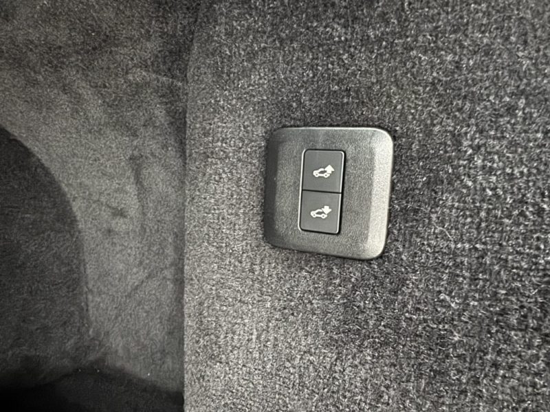 Range Rover Sport 2.0 P400e 404ch HSE Dynamic Mark IX - Toit ouvrant -  741.11 € / mois