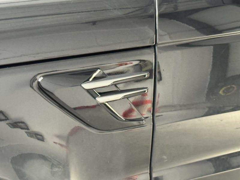 Range Rover Sport 2.0 P400e 404ch HSE Dynamic Mark IX - Toit ouvrant -  741.11 € / mois