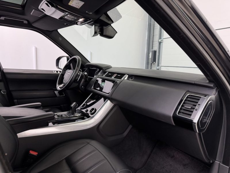 Range Rover Sport 2.0 P400e 404ch HSE Dynamic Mark IX - Toit ouvrant -  741.11 € / mois
