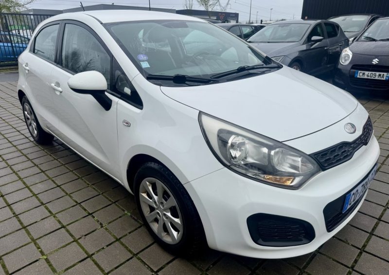 KIA RIO 1.2L 90ch MOTION 