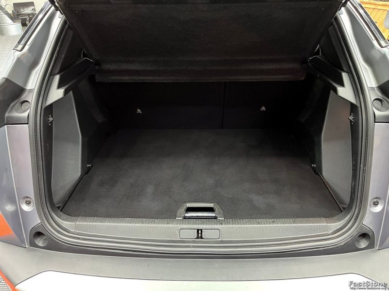 PEUGEOT 2008 -  BLUEHDI 130CV S&S ALLURE PACK EAT8 2023