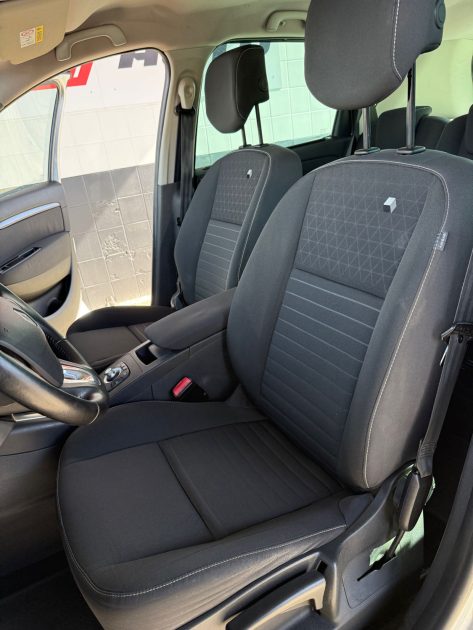 Renault Scenic 3 1.5 Dci 110ch Limited Life - Suivi et Entretenu