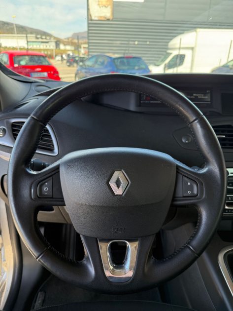 Renault Scenic 3 1.5 Dci 110ch Limited Life - Suivi et Entretenu
