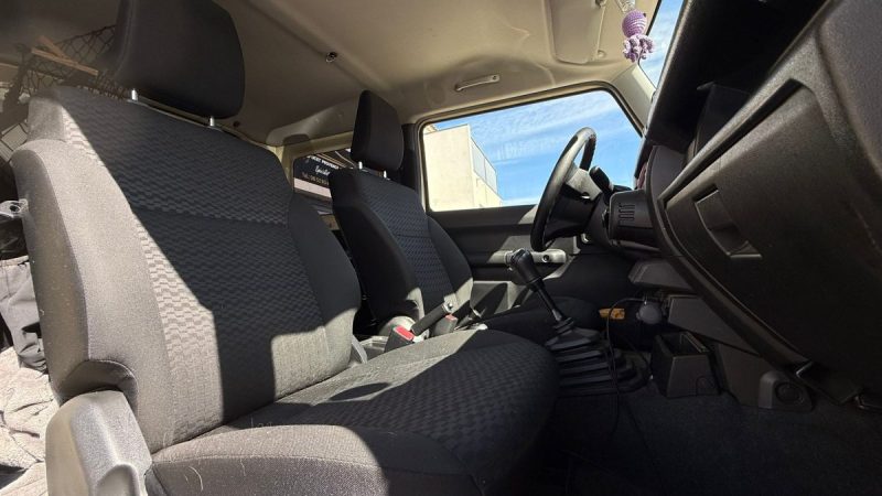 SUZUKI JIMNY 2 1.5 VVT PRIVILÈGE 2021