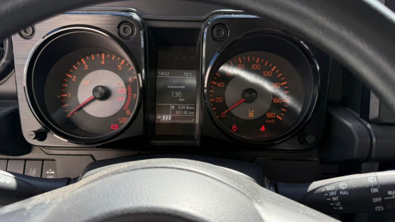 SUZUKI JIMNY 2 1.5 VVT PRIVILÈGE 2021