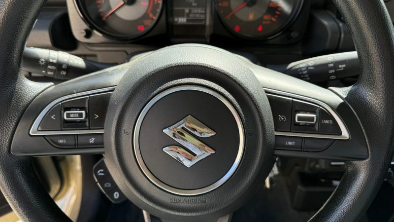 SUZUKI JIMNY 2 1.5 VVT PRIVILÈGE 2021