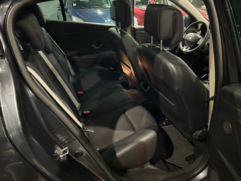 RENAULT MEGANE 3 1.5 DCI 110CH BOSE EDITION