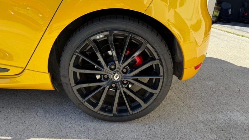 RENAULT CLIO IV 1.6 T 200CH RS EDC 5P 2018