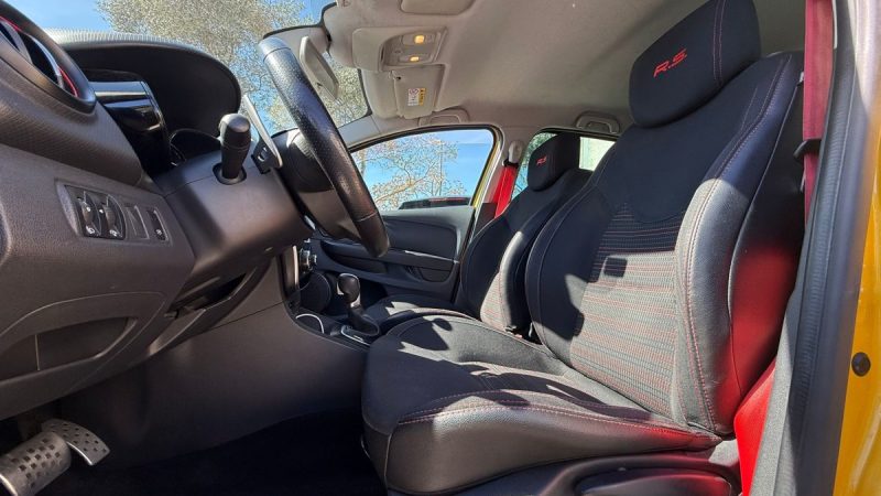 RENAULT CLIO IV 1.6 T 200CH RS EDC 5P 2018