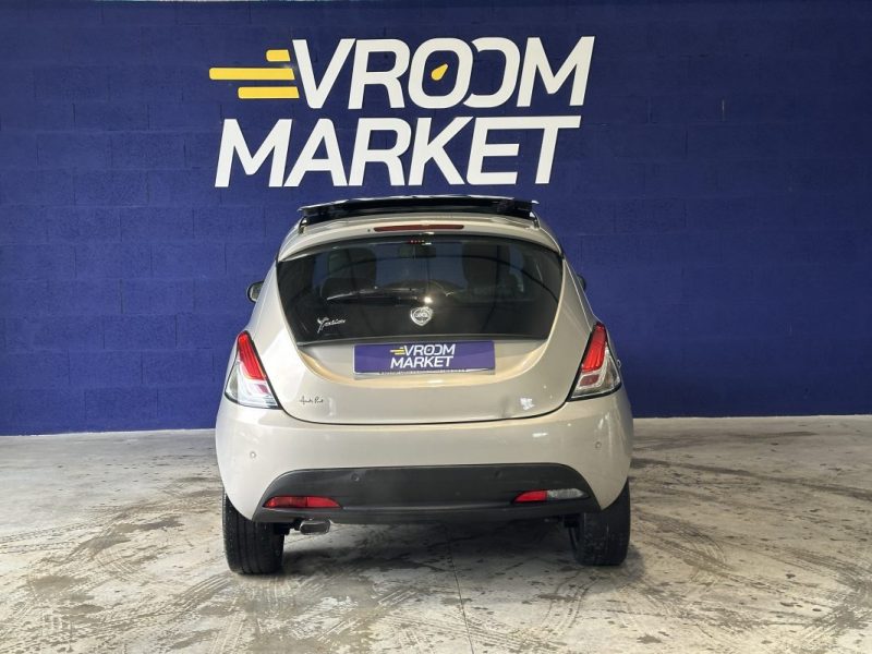 LANCIA YPSILON 0.9 TWIN AIR 85 CH PLATINUM  EMBRAYAGE NEUF 2012