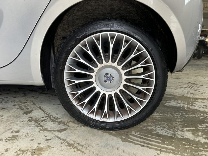 LANCIA YPSILON 0.9 TWIN AIR 85 CH PLATINUM  EMBRAYAGE NEUF 2012