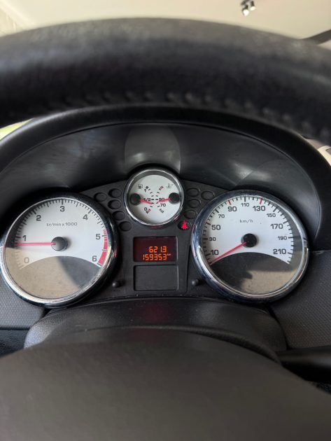 Peugeot 207 1.4 HDi Diesel – 2011 – Distribution neuve – Garantie 12 mois – 159 500 km