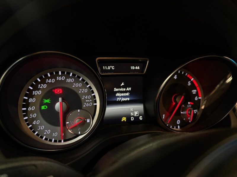 MERCEDES GLA 200D FASCINATION 7G-DCT / CAMERA DE RECUL + DRIVE SELECT + HAYON MOTORISE / 