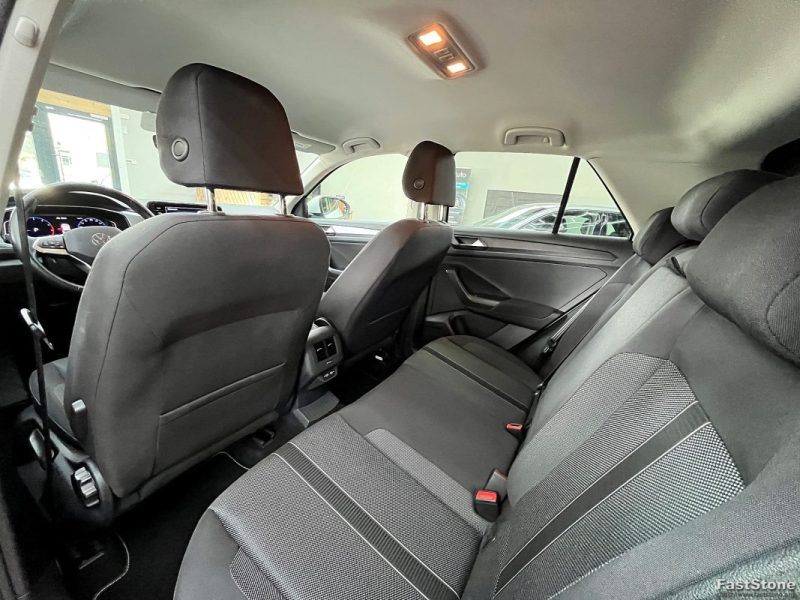 VOLKSWAGEN T-ROC 1.5 TSI EVO 150CV LIFE 1ST / SUIVI  VW / CAMERA/ COCKPITE / GARANTIE 12 OU 60 MOIS 2022