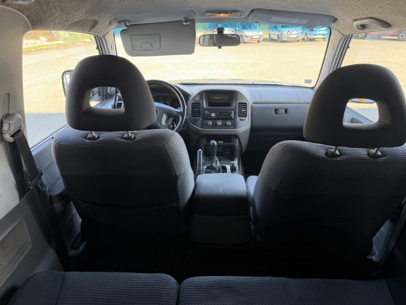 MITSUBISHI PAJERO 3.2 DI-D 160 ELEGANCE 