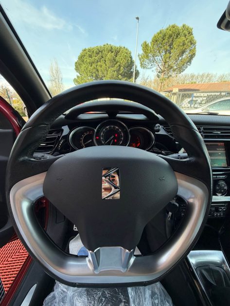 CITROEN DS3 1.6 VTI 120CH BI-TON SO CHIC 