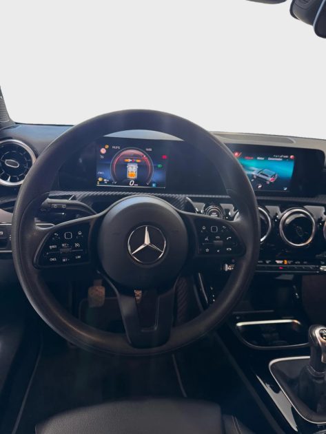 MERCEDES CLASSE A A180 D STYLE LINE