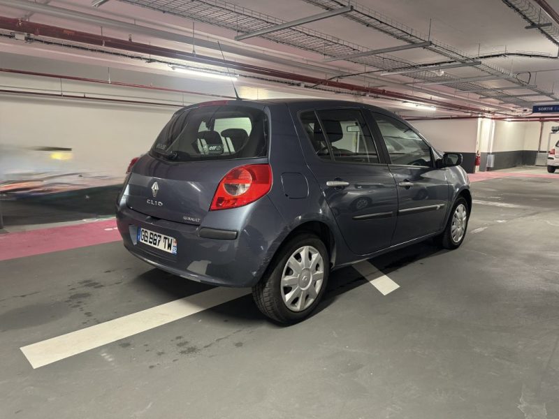 RENAULT CLIO 1.4  98 CV DYNAMIQUE 60000 KMS