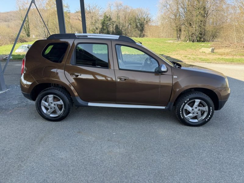 DACIA DUSTER 1.5 DCI prestige 4X4 2013